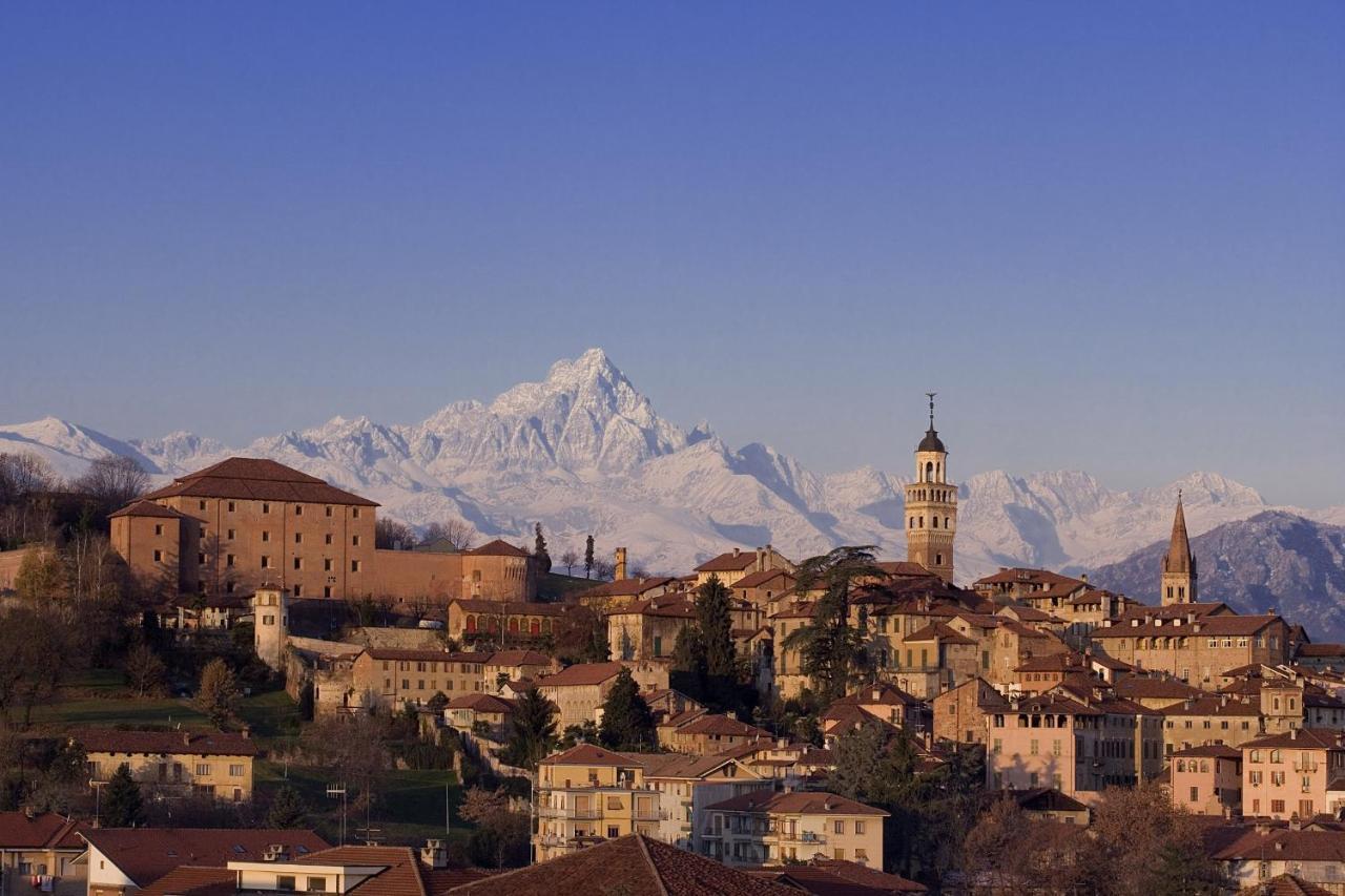 Saluzzo Historic Center Apartment Zewnętrze zdjęcie